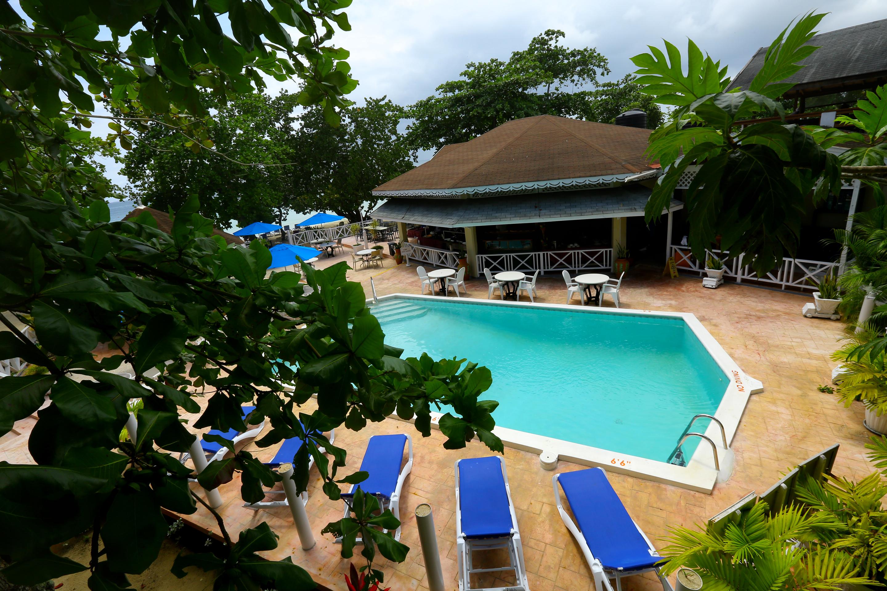 Merrils Beach Resort II Negril Exterior photo
